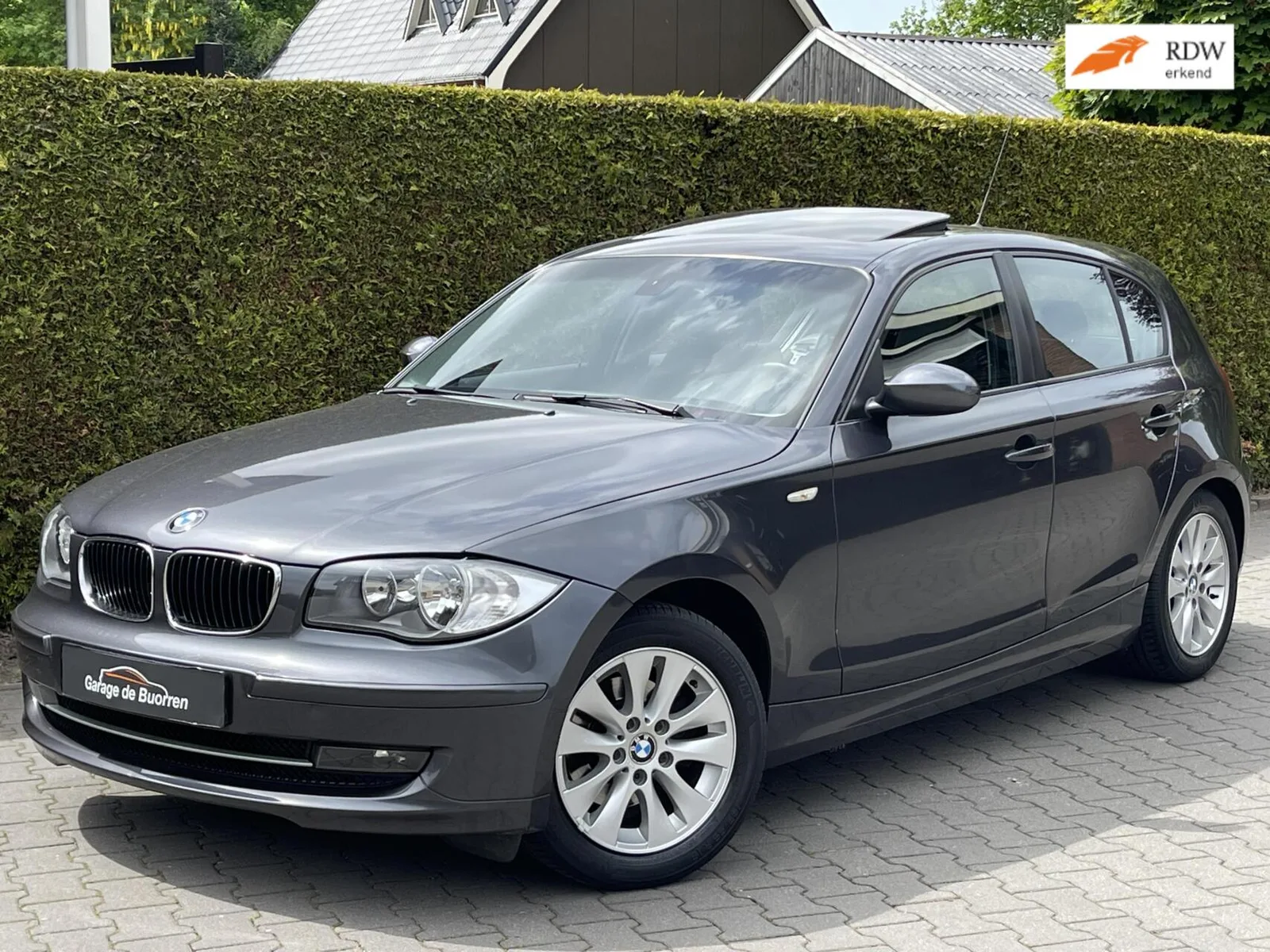 BMW 1-Serie (2008) — foto 1