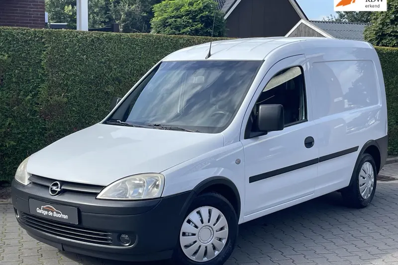 Opel Combo (2012)