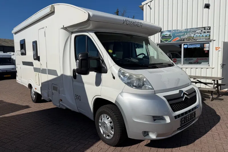 Voyager 390 (2014)