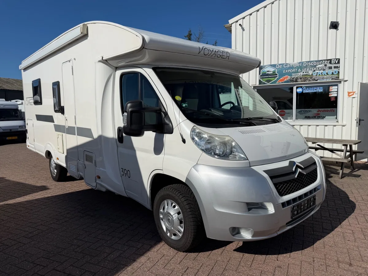 Voyager 390 (2014) — foto 1