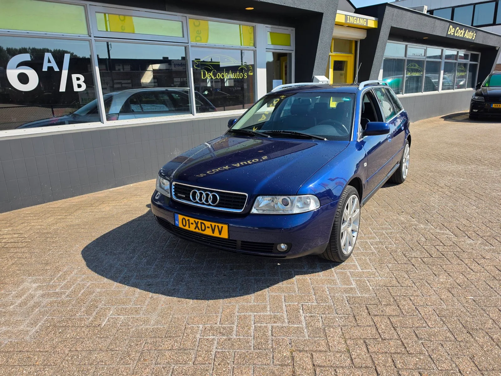 Audi A4 (2000) — foto 1