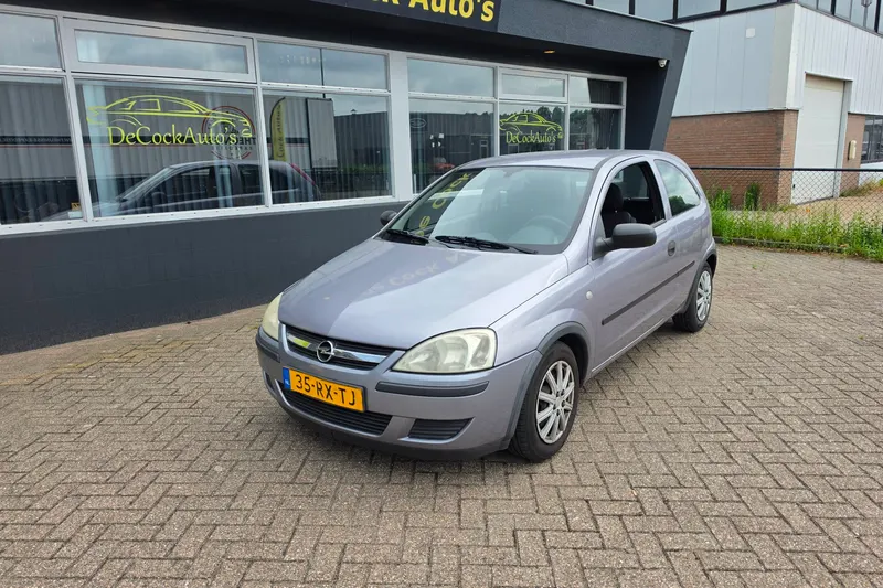 Opel Corsa (2005)