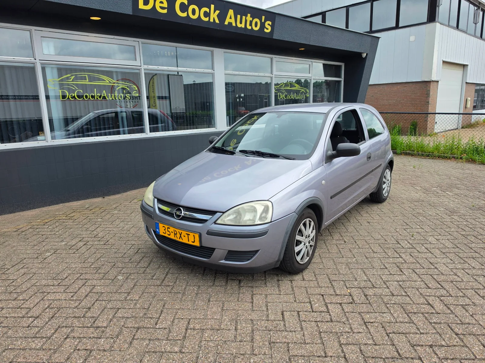 Opel Corsa (2005) — foto 1