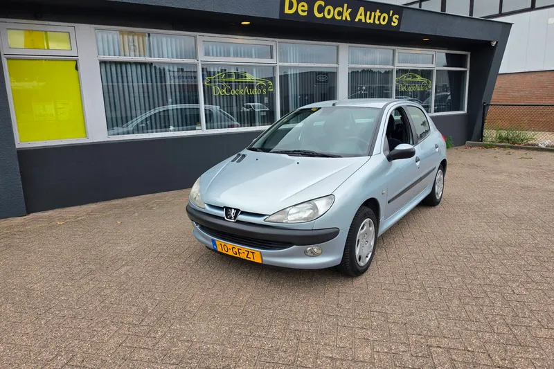 Peugeot 206 (2000)
