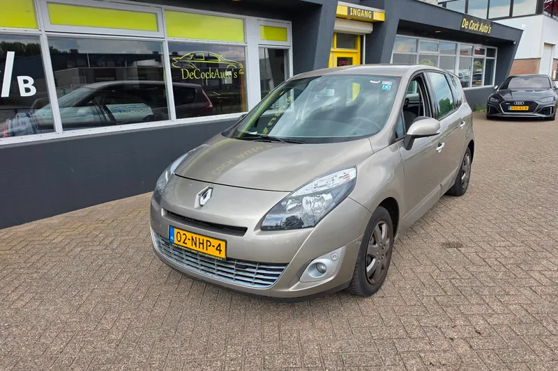 Renault Grand Scénic (2010)