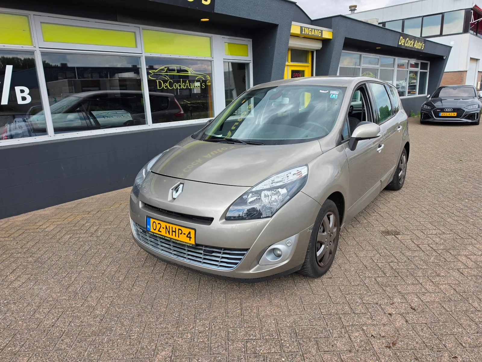 Renault Grand Scénic (2010) — foto 1