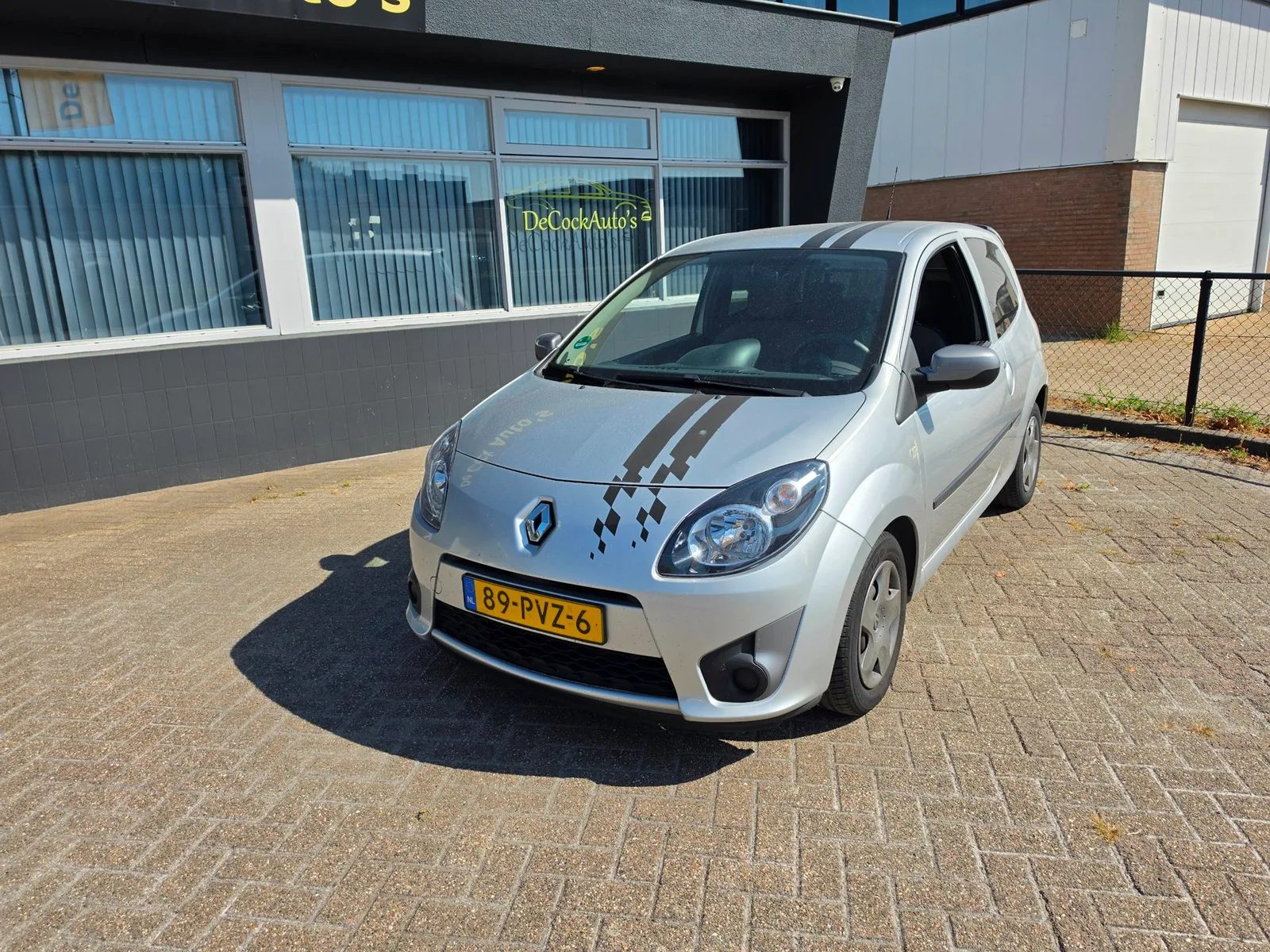 Renault Twingo (2011) — foto 1