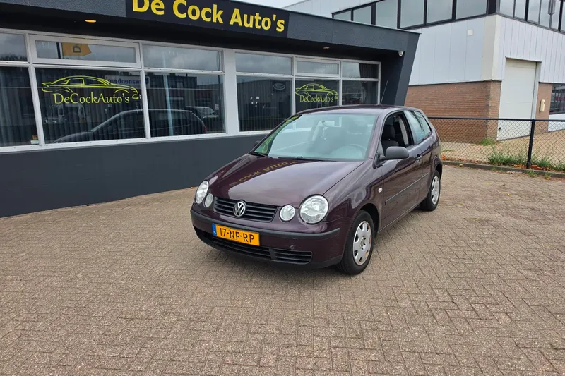 Volkswagen Polo (2003)