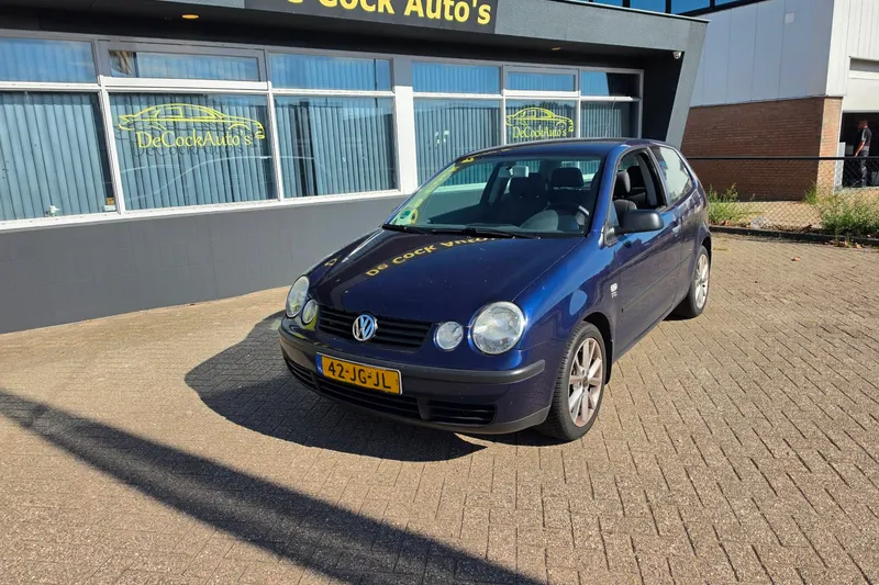 Volkswagen Polo (2002)