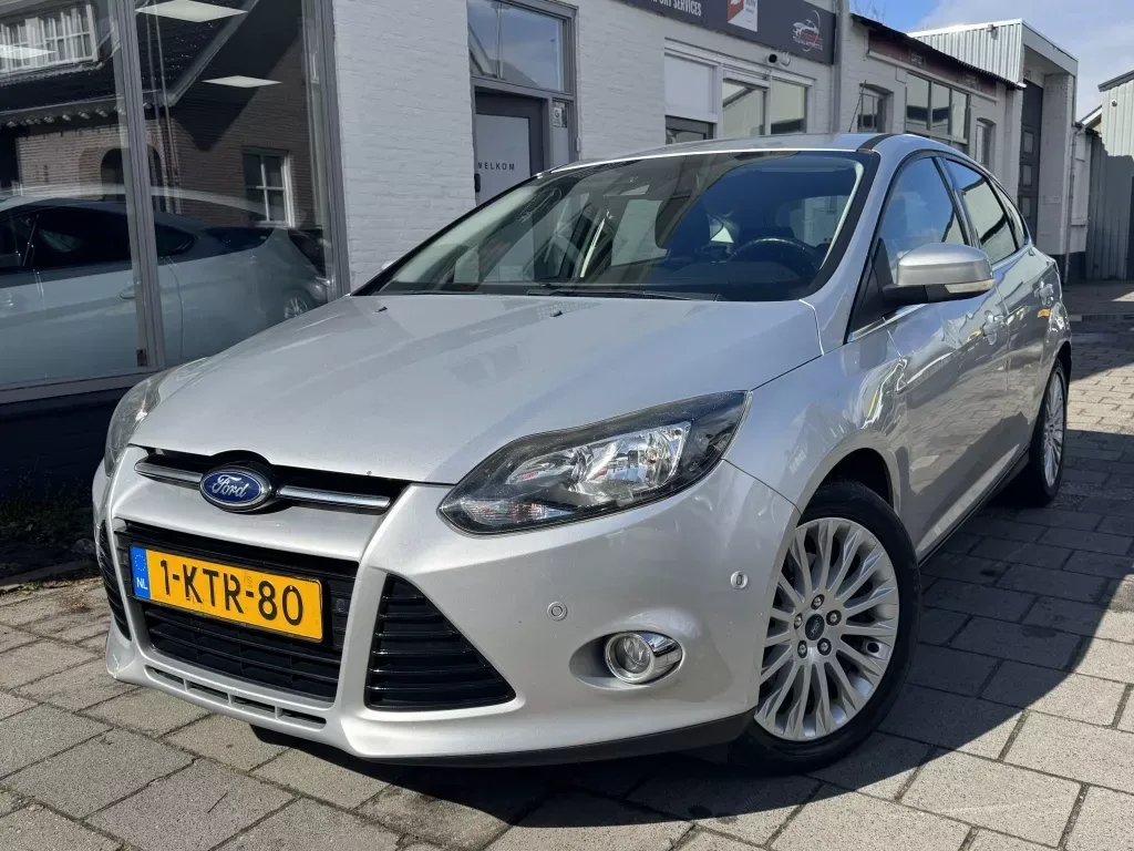 Ford Focus (2013) — foto 1