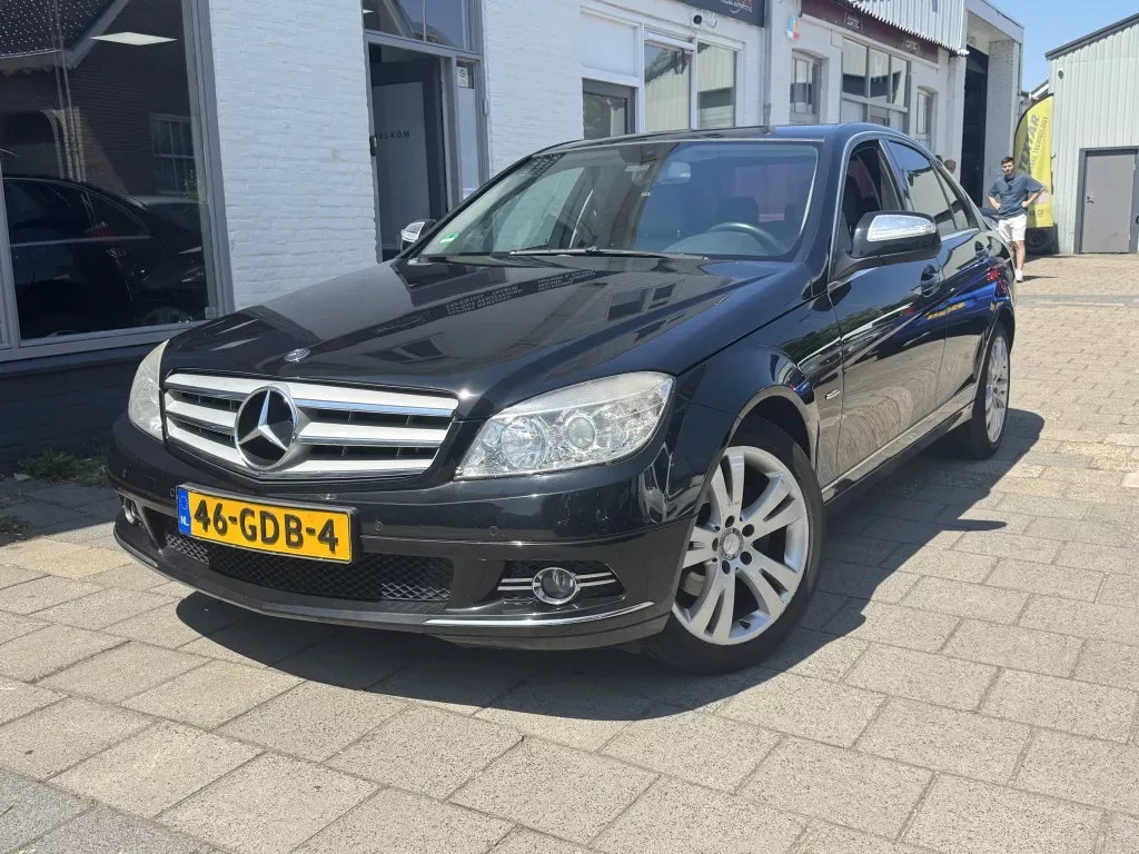 Mercedes-Benz C-Klasse (2008) — foto 1
