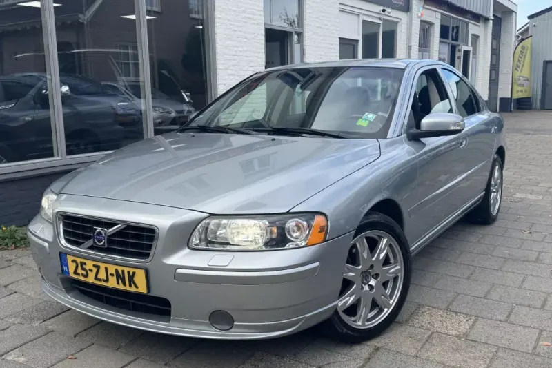 Volvo S60 (2008)