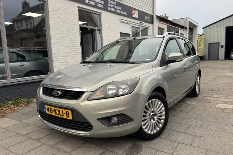 Ford Focus (2010)