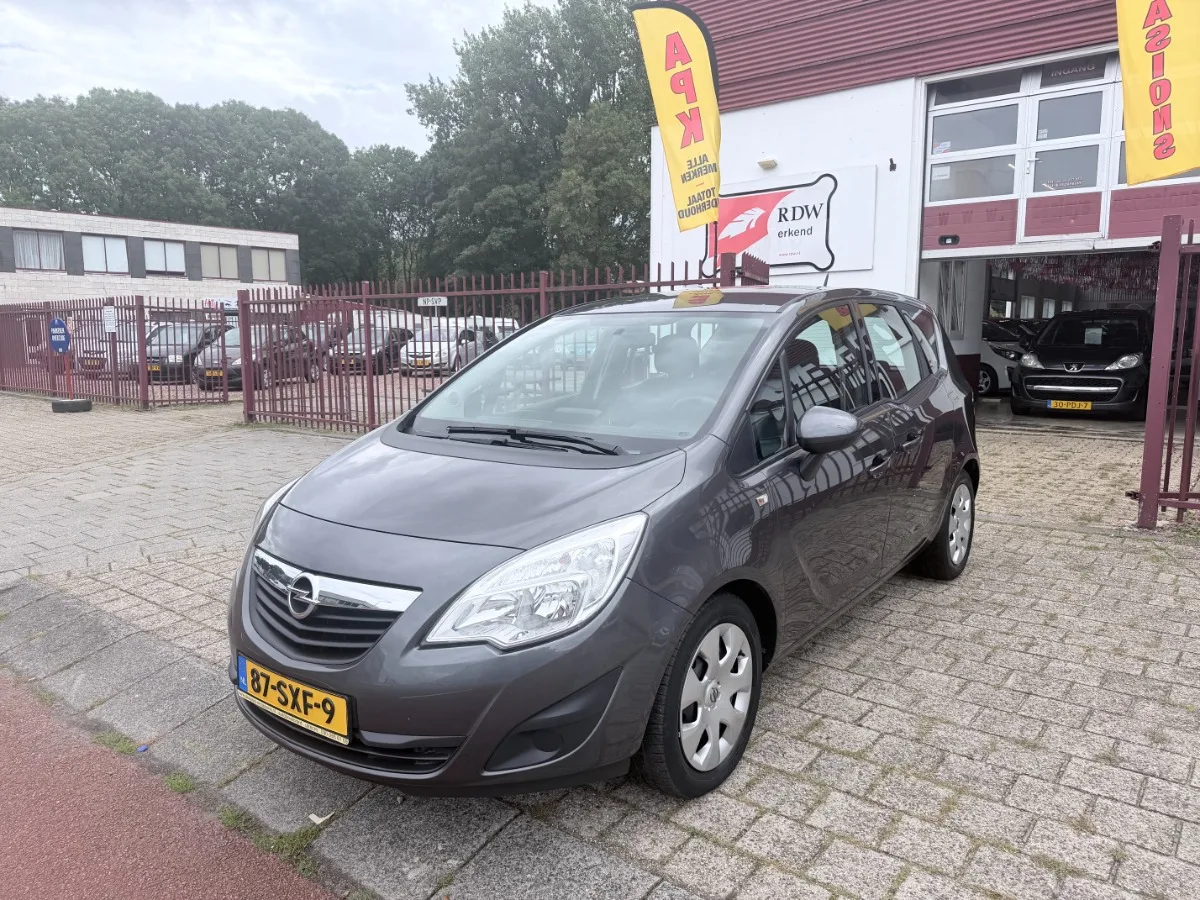 Chevrolet Informatie (2011) — foto 1