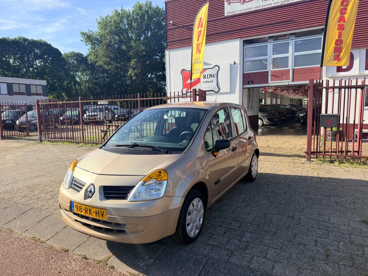 Renault Modus (2005) — foto 1