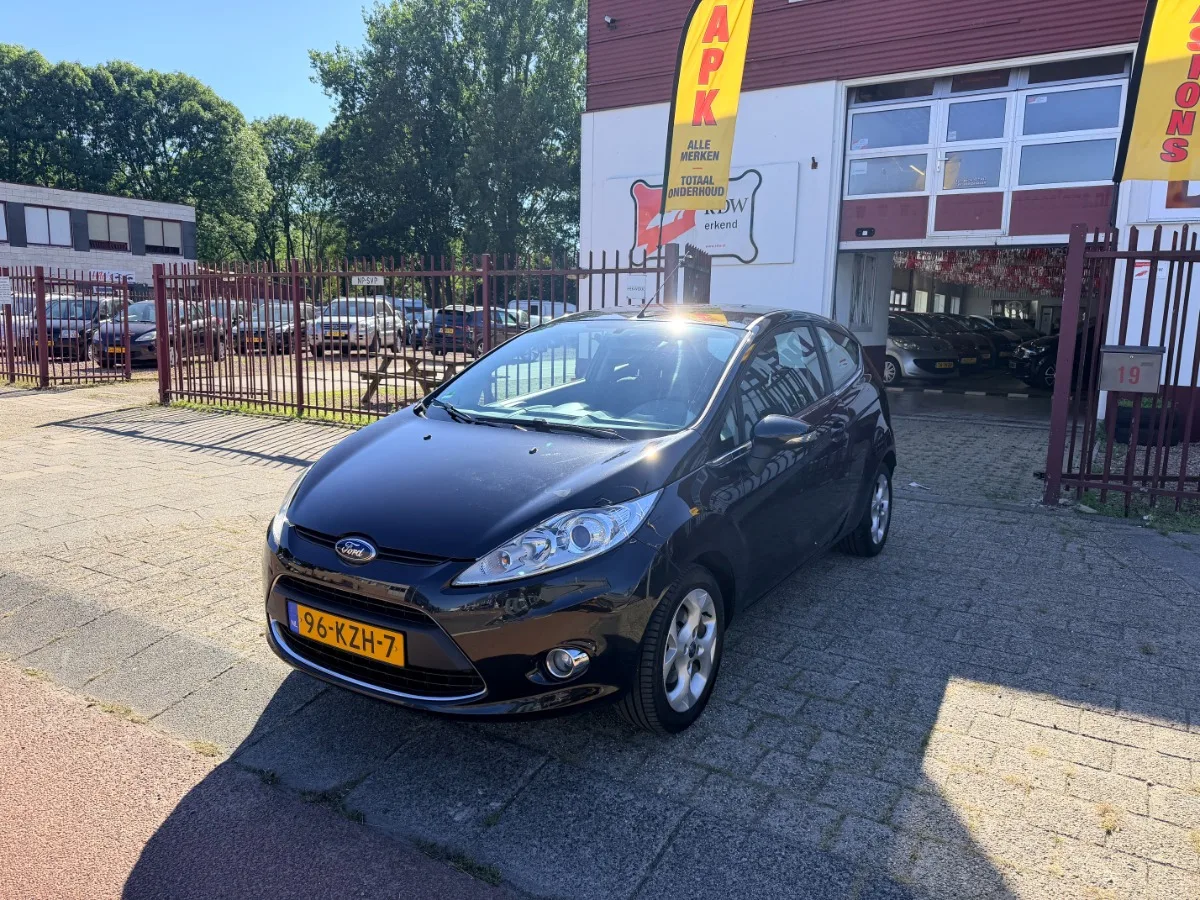 Ford Fiesta (2010) — foto 1