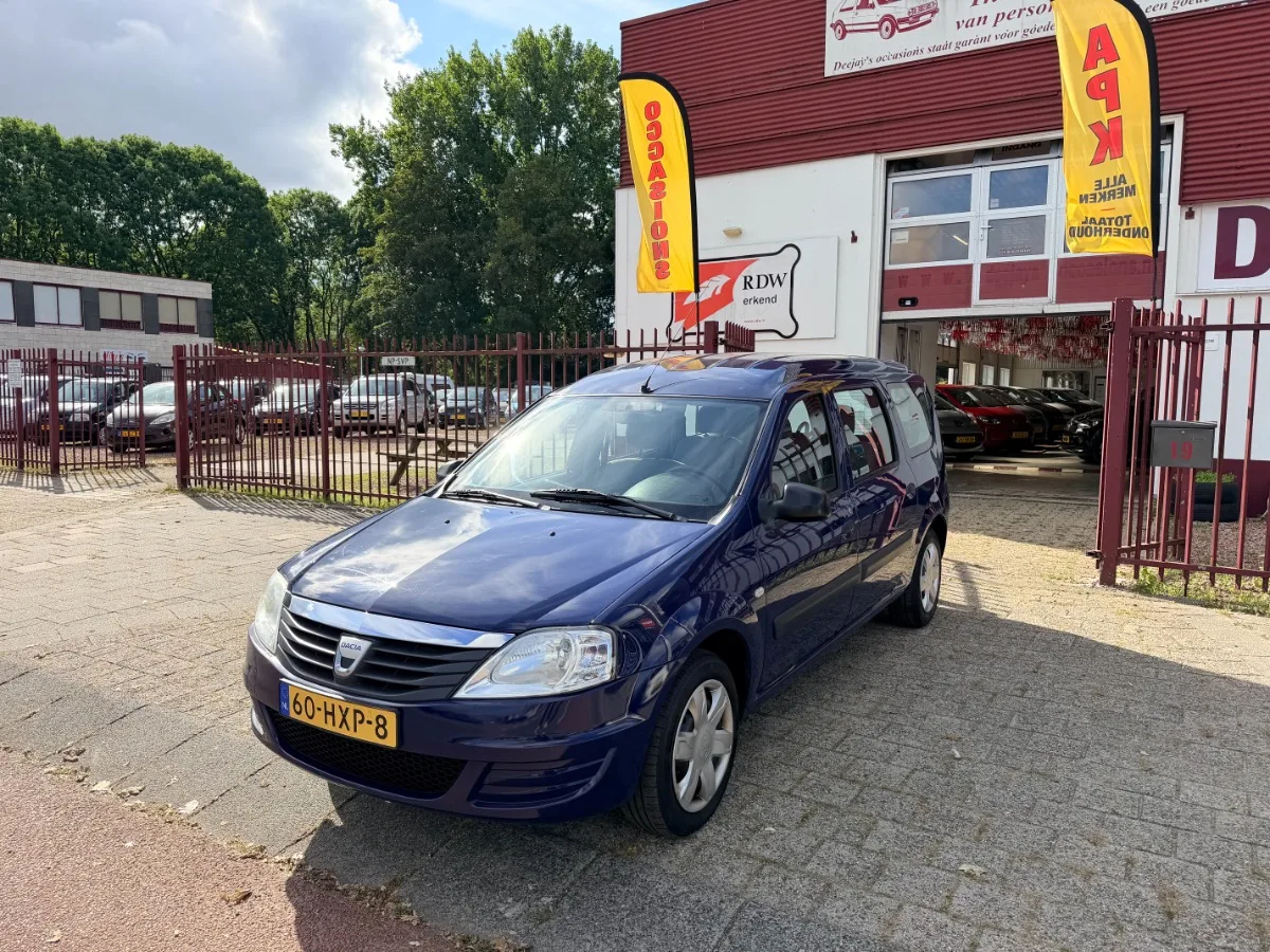 Dacia Logan MCV (2009) — foto 1