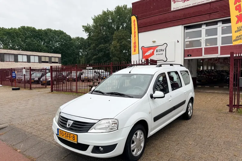 Dacia Logan MCV (2011)