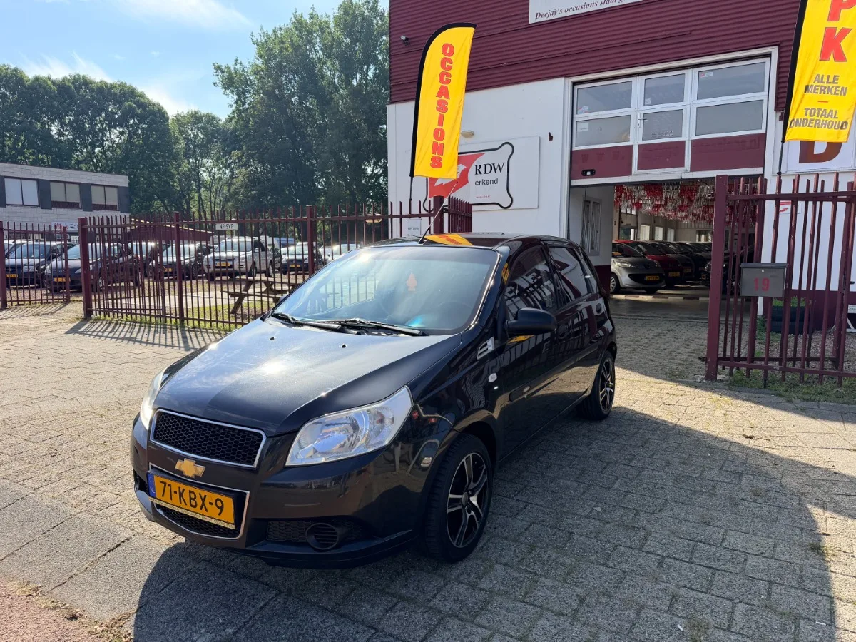 Chevrolet Aveo (2009) — foto 1