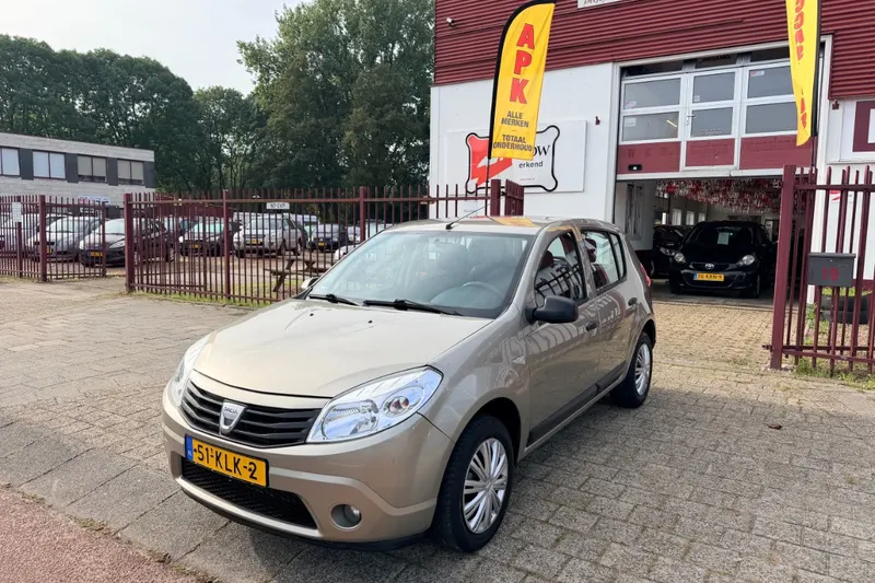 Dacia Sandero (2010)