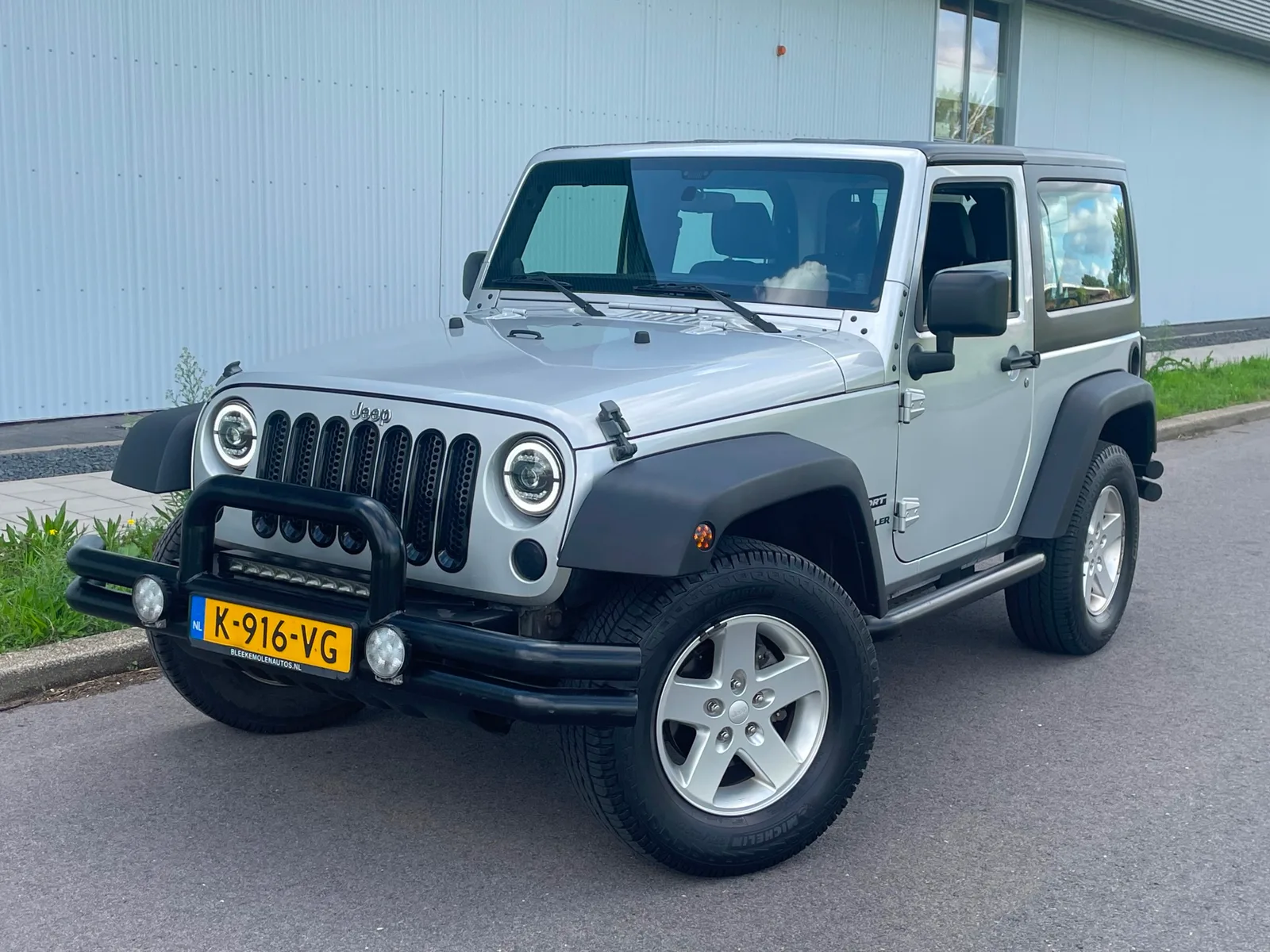 Jeep Wrangler (2012) — foto 1