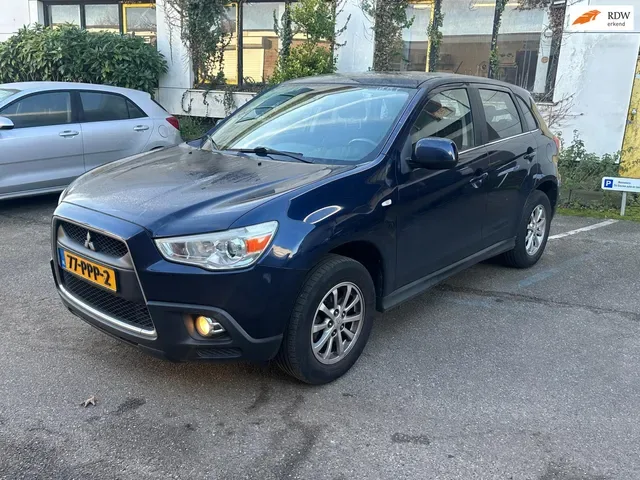 Mitsubishi ASX (2011) — foto 1