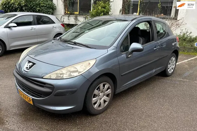 Peugeot 207 (2007)