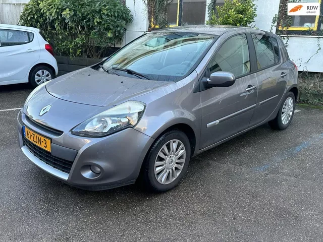 Renault Clio (2013) — foto 1