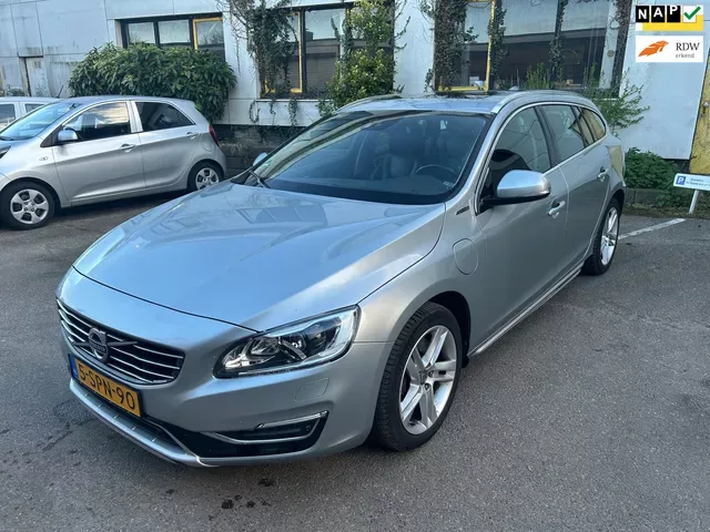 Volvo V60 (2013) — foto 1