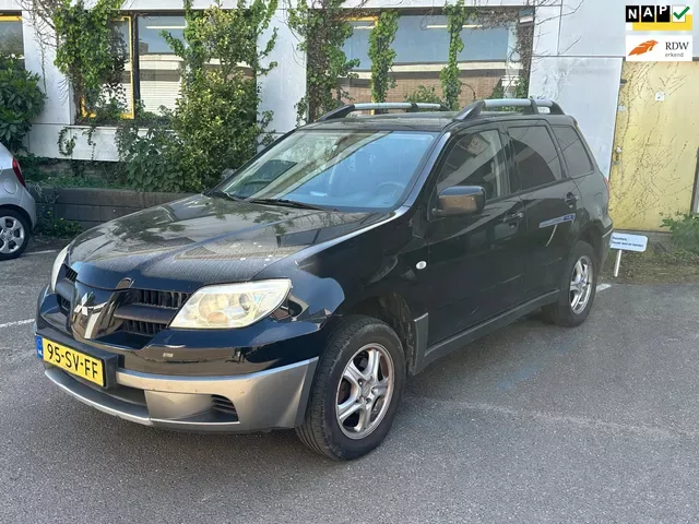 Mitsubishi Outlander (2006) — foto 1