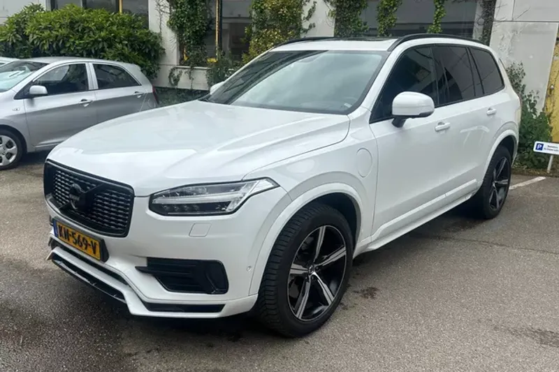 Volvo XC90 (2016)
