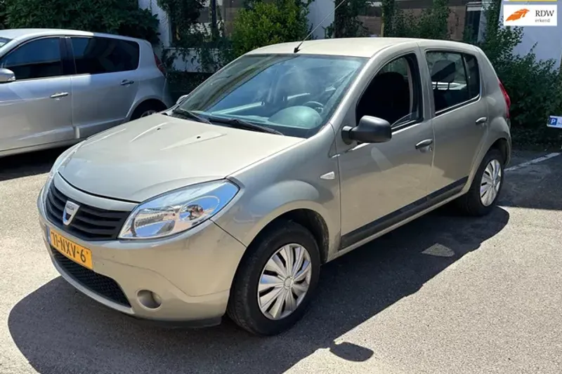 Dacia Sandero (2011)