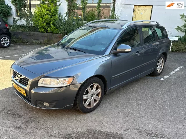 Volvo V50 (2012) — foto 1