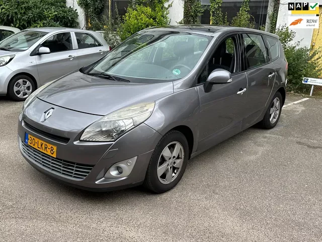 Renault Grand Scénic (2010) — foto 1