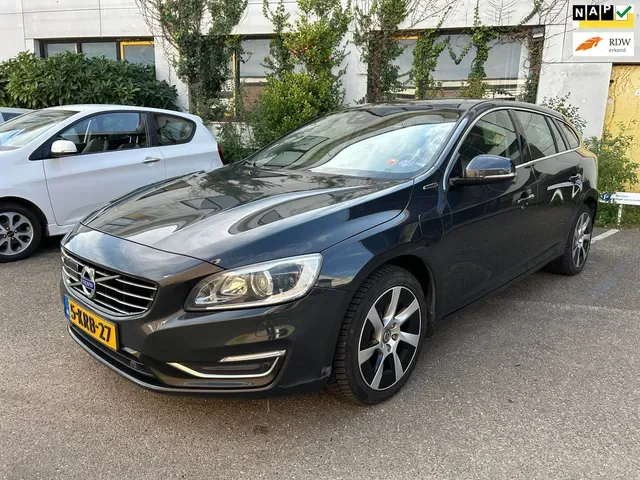 Volvo V60 (2013) — foto 1