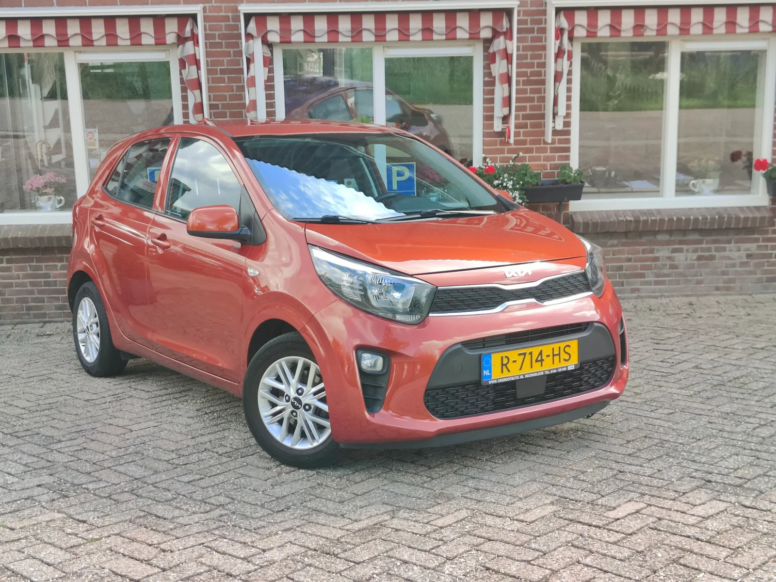 Kia Picanto (2022) — foto 1
