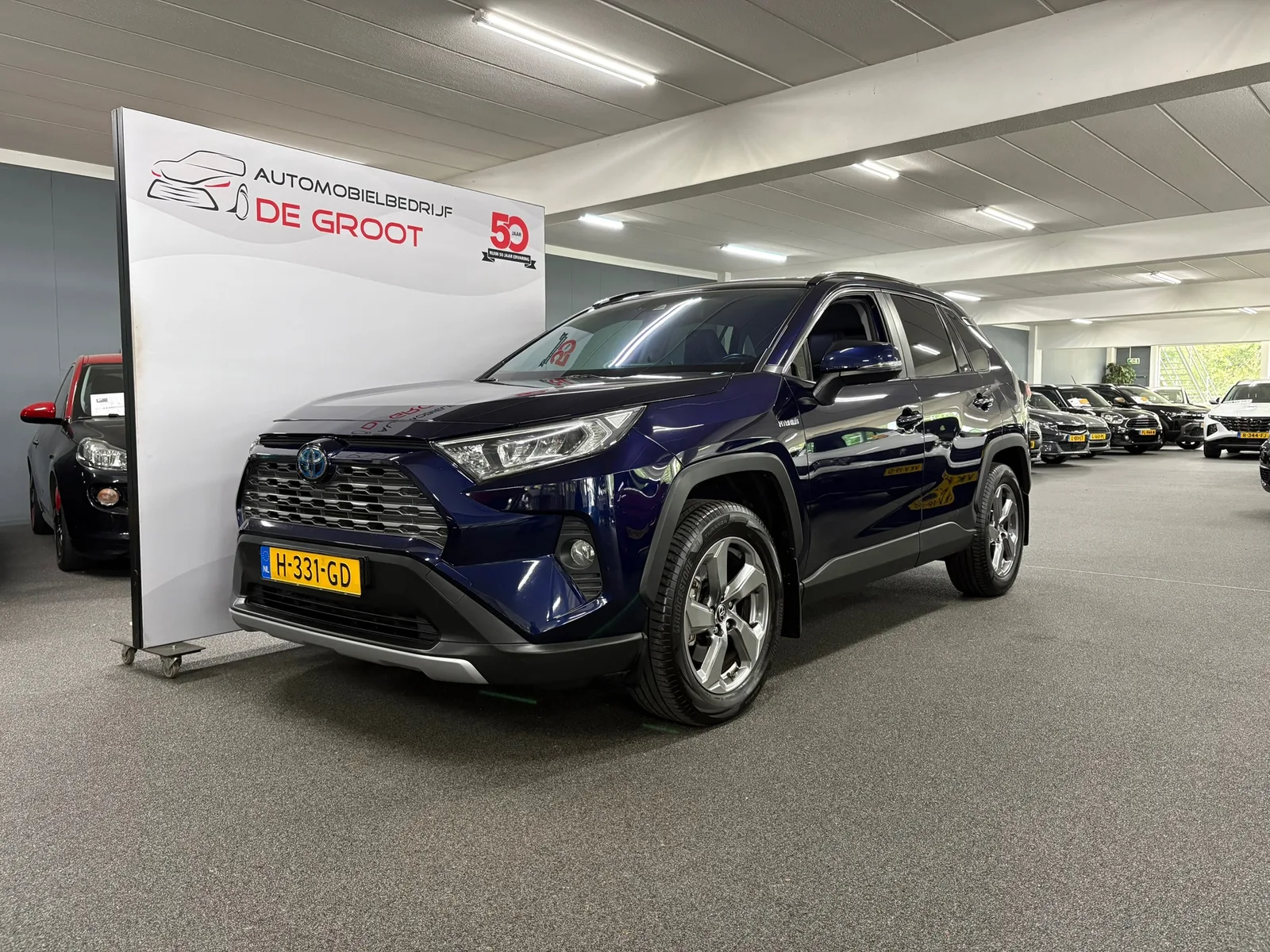 Toyota RAV4 (2020) — foto 1