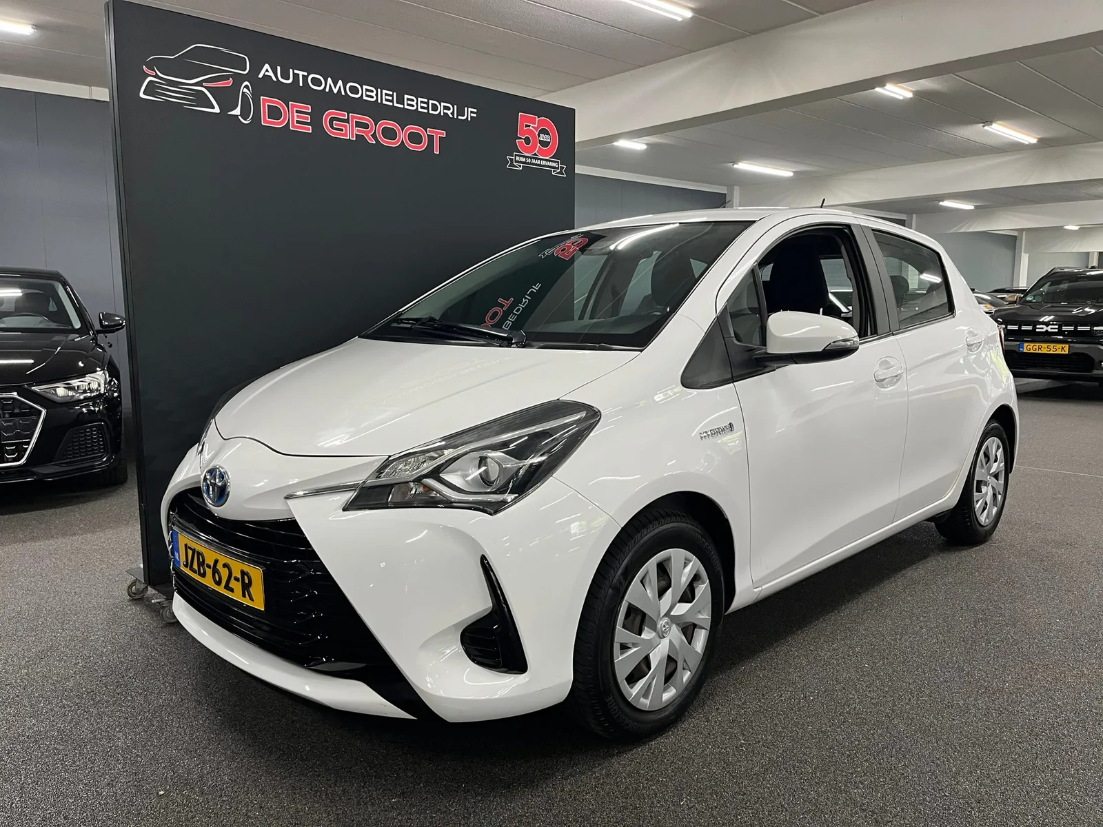 Toyota Yaris (2018) — foto 1