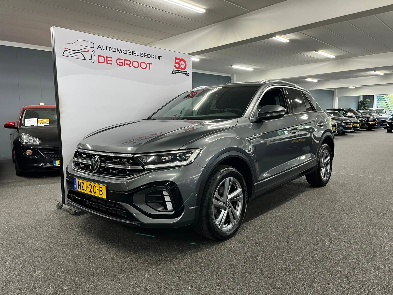 Volkswagen T-Roc (2025) — foto 1