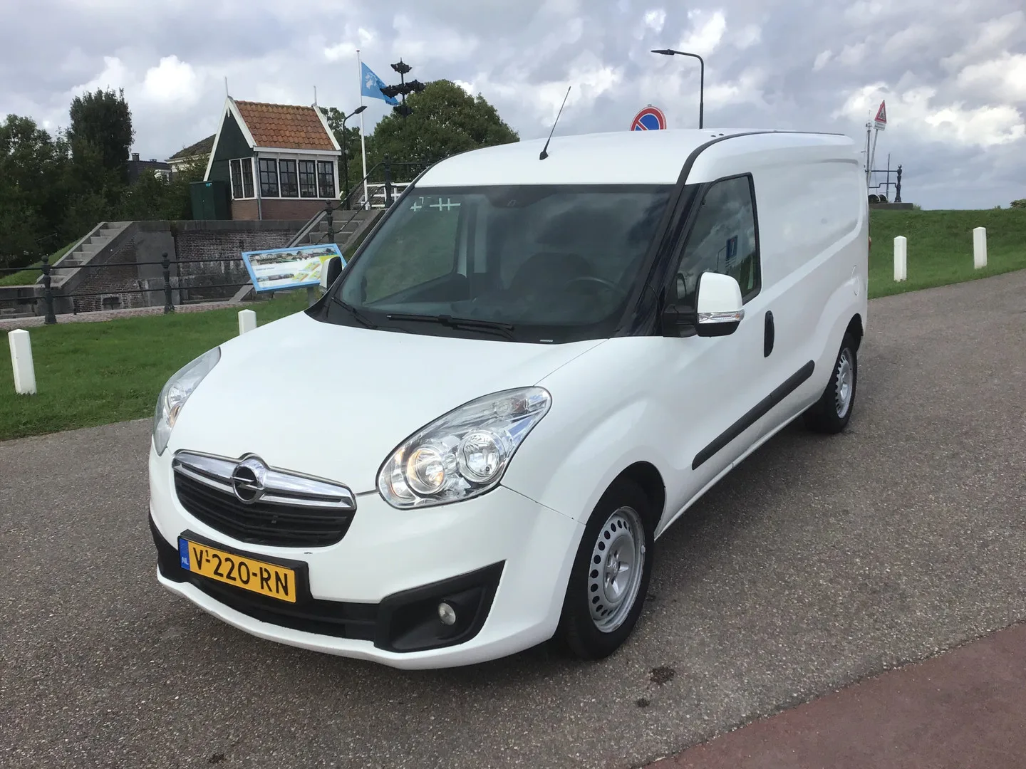 Opel Combo (2018) — foto 1