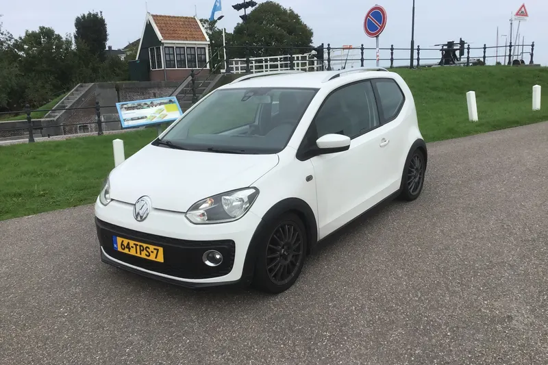 Volkswagen Up! (2012)