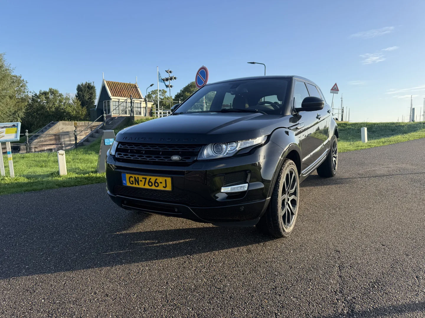 Land Rover Range Rover Evoque (2015) — foto 1