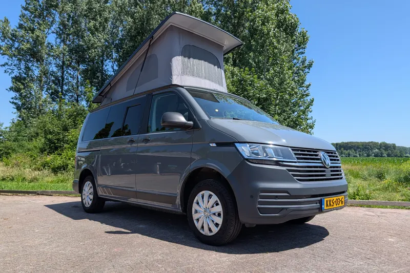 Volkswagen T6 (2021)