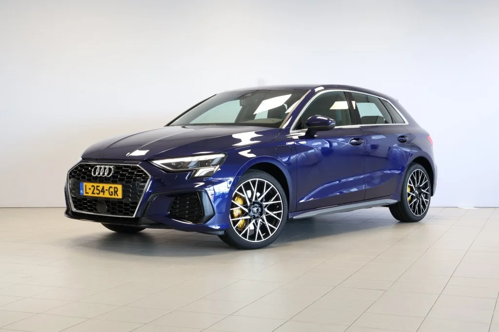 Audi A3 (2020) — foto 1