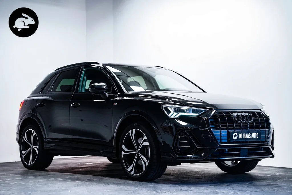 Audi Q3 (2022) — foto 1