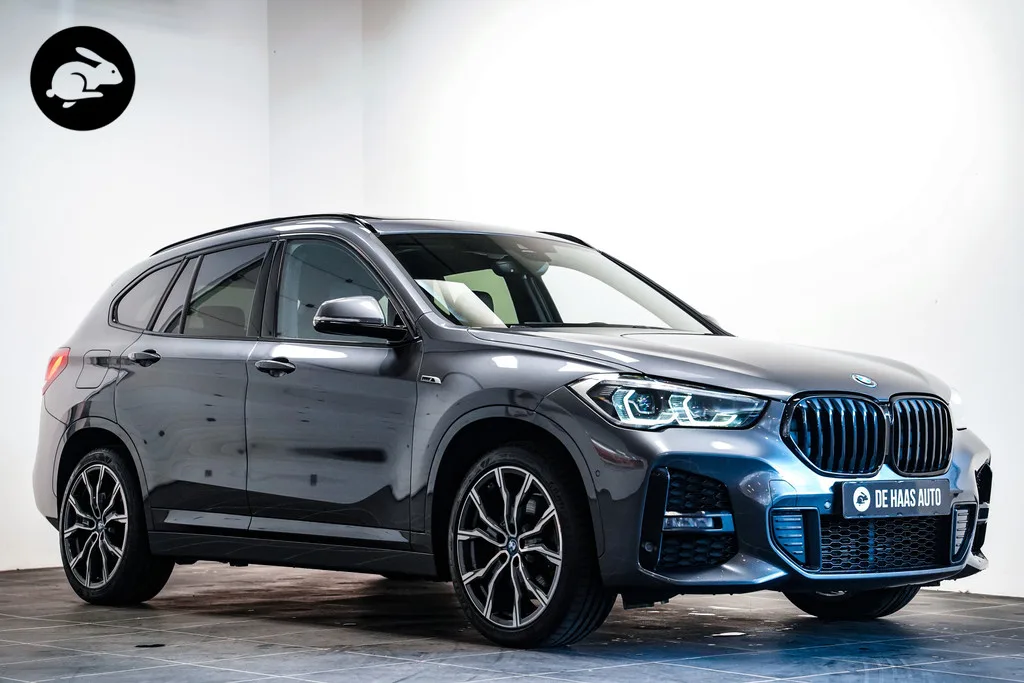 BMW X1 (2022) — foto 1