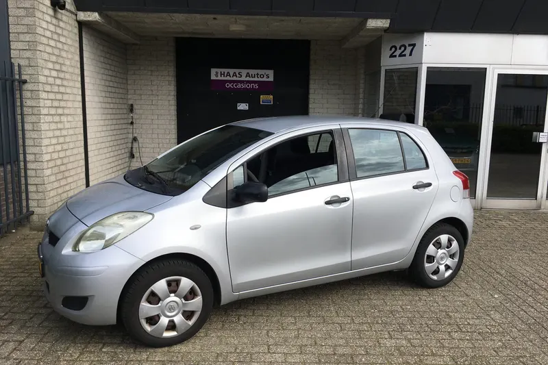 Toyota Yaris (2010)