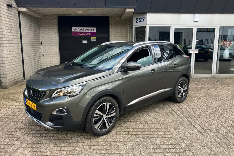 Peugeot 3008 (2017)