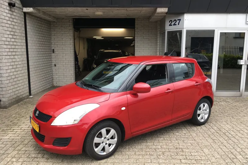Suzuki Swift (2012)