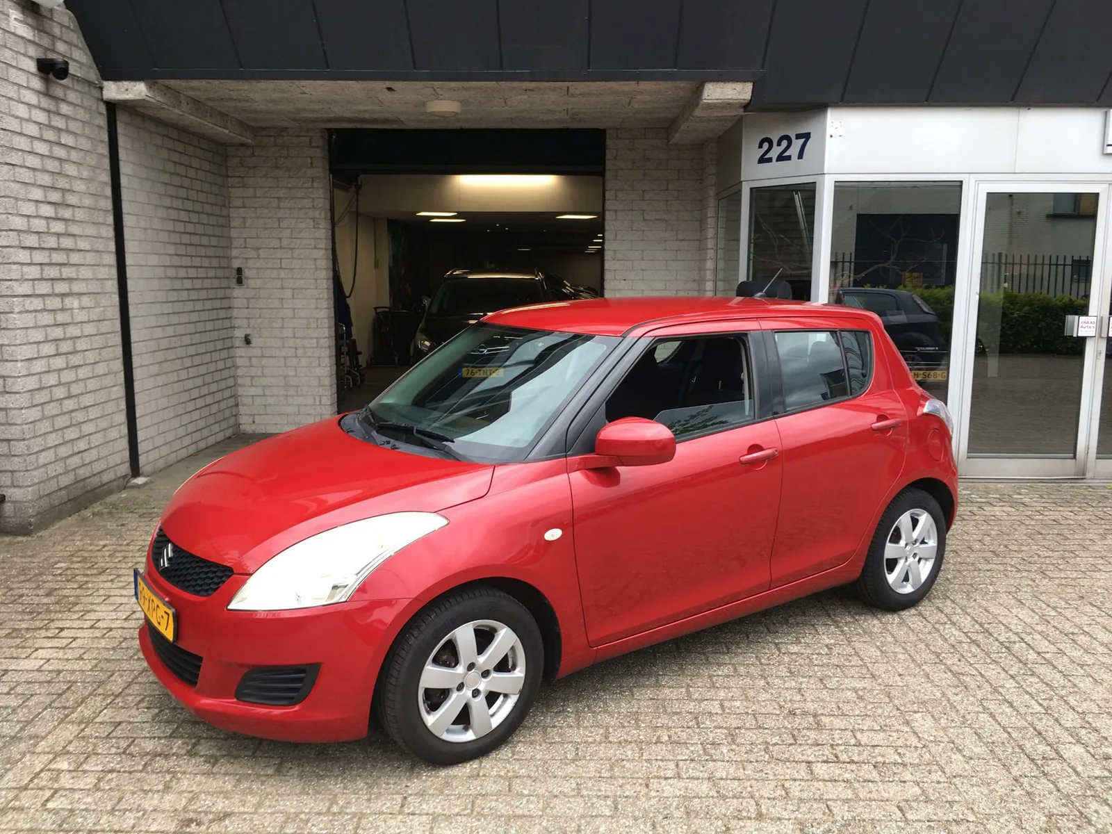 Suzuki Swift (2012) — foto 1